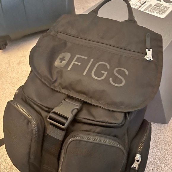 Rare figs backpack. Very hard to find. Great like new condition. Lots of storage - Picture 4 of 5